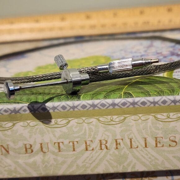 Vintage 20 inch Camera Shutter Release Locking Cable with Adapter - Picture 3 of 5